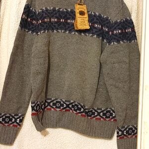 Boston Trader men's sweater